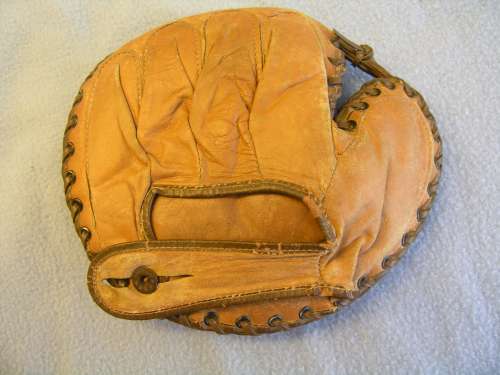 Herman L Franks Hiawatha A25 2043 Back Doug